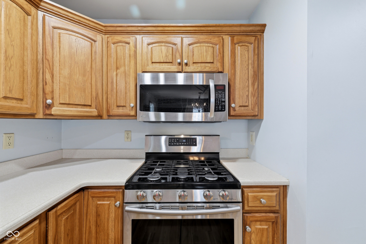 Listing Image 14