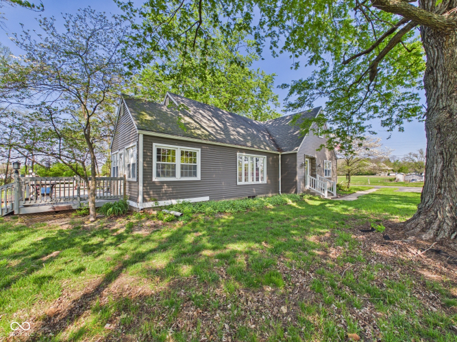 Listing Image 3