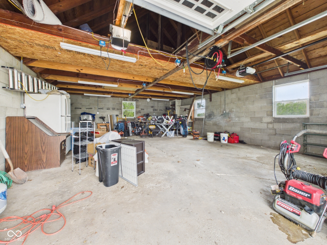Listing Image 42