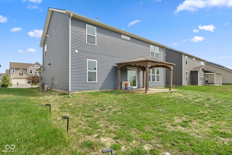 Listing Image 40