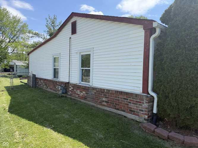 Listing Image 27