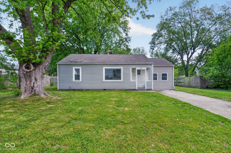 Listing Image 9