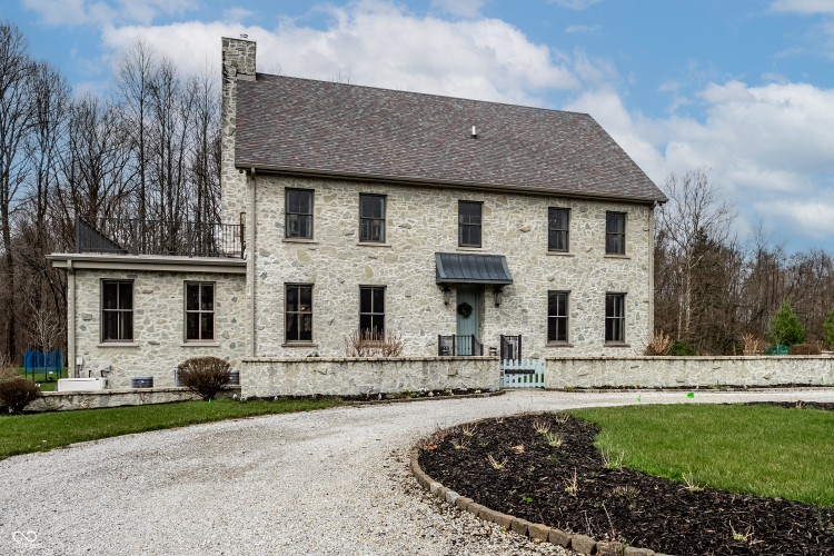 Listing Image 56