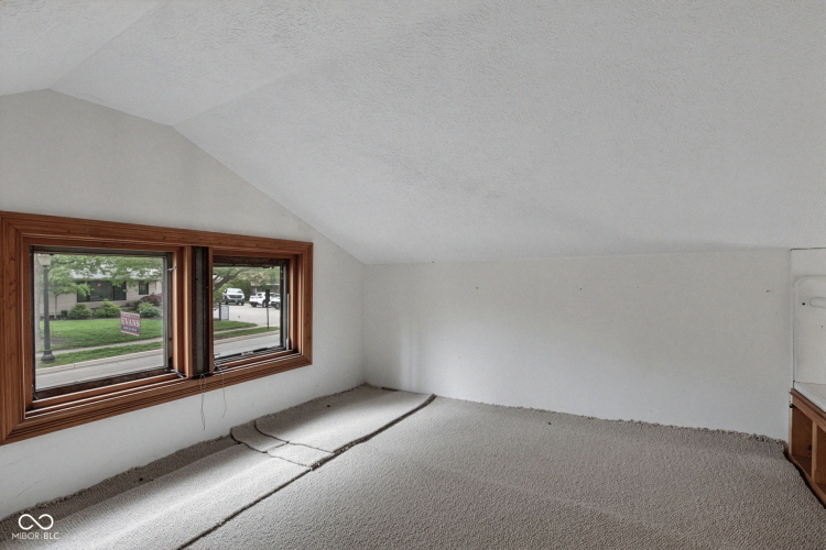 Listing Image 30