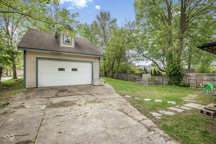 Listing Image 40