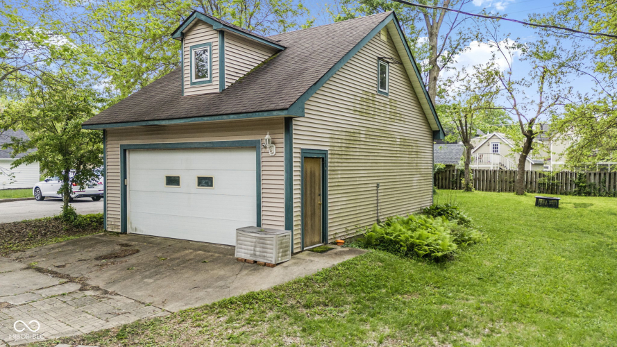 Listing Image 52