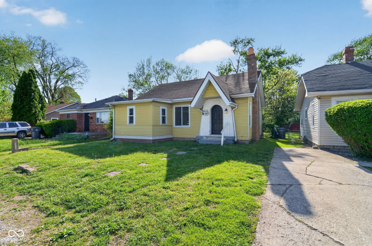 Listing Image 5
