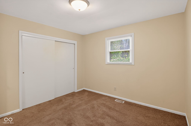 Listing Image 30