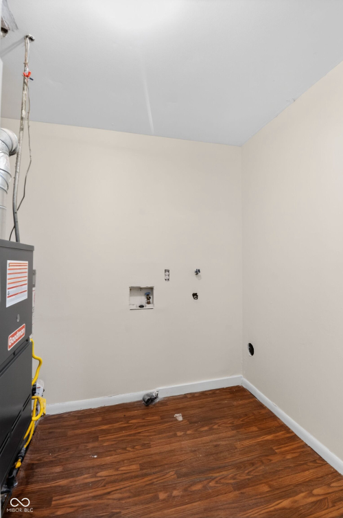 Listing Image 32