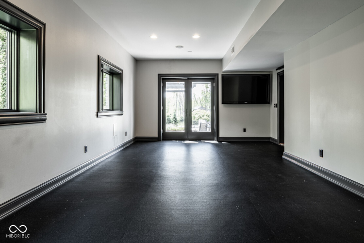 Listing Image 81