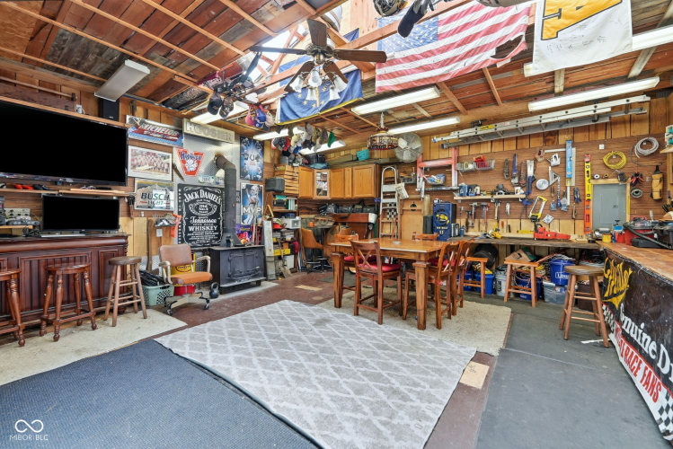 Listing Image 30