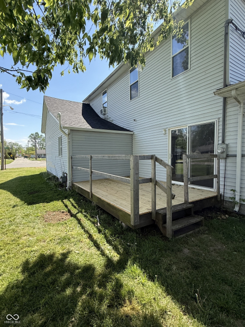 Listing Image 5