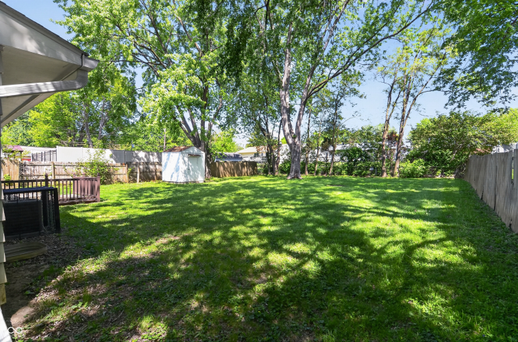 Listing Image 6