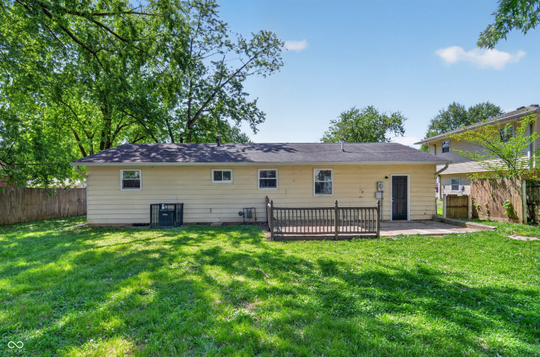 Listing Image 9