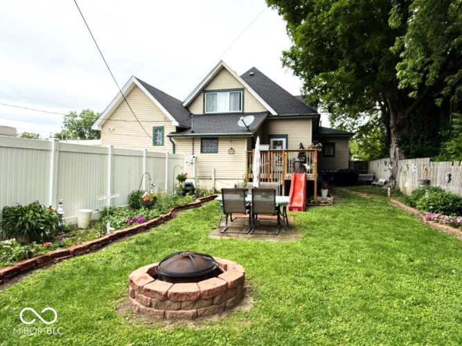Listing Image 3