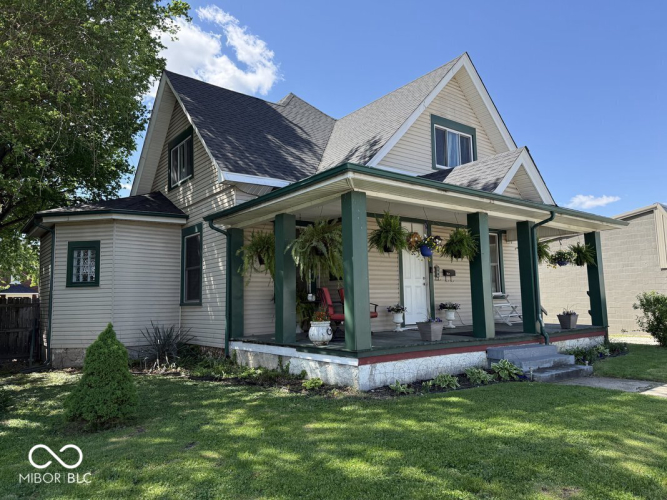 Listing Image 4