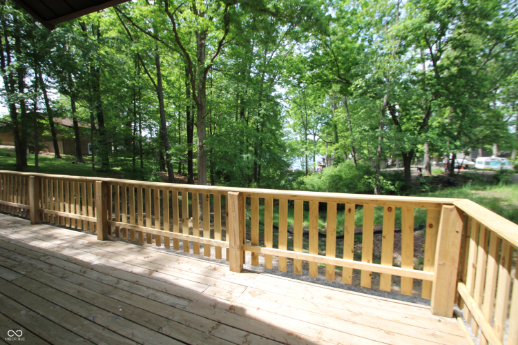 Listing Image 4