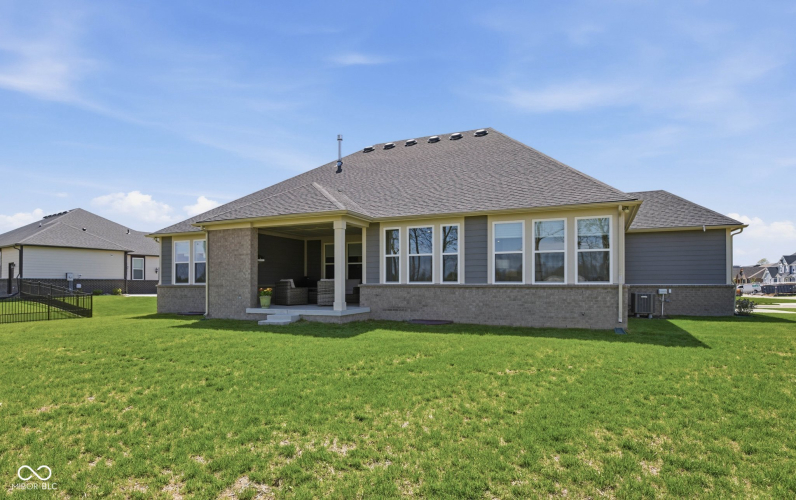 Listing Image 35