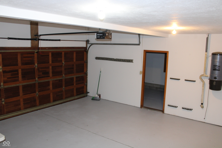 Listing Image 47