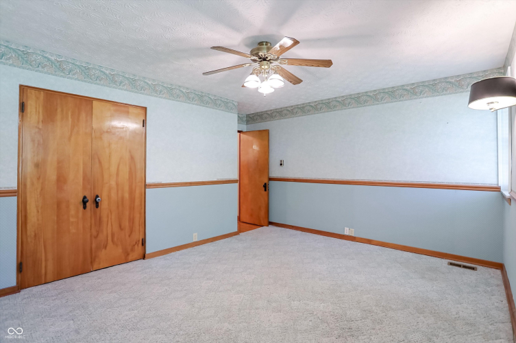 Listing Image 26