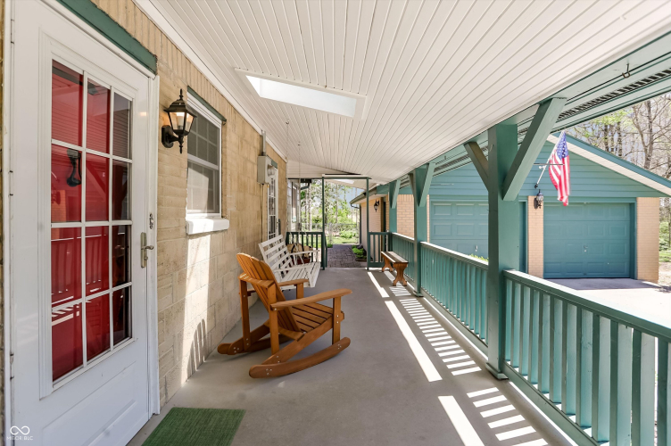 Listing Image 5
