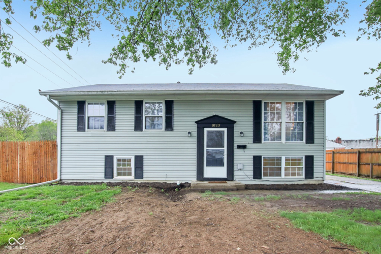 Listing Image 5