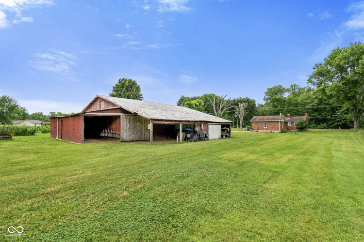 Listing Image 40