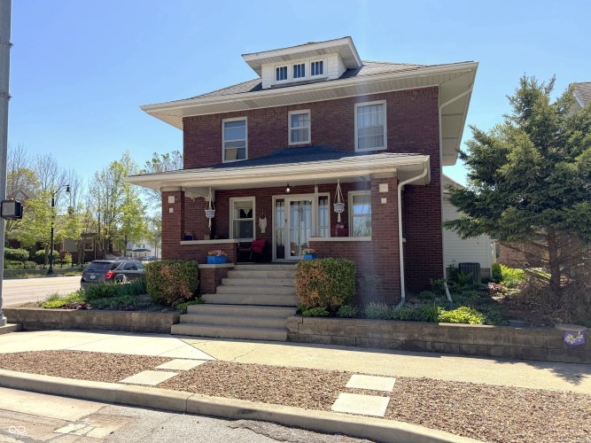 Listing Image 3
