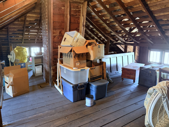 Listing Image 29
