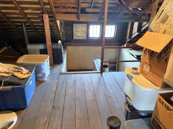 Listing Image 30