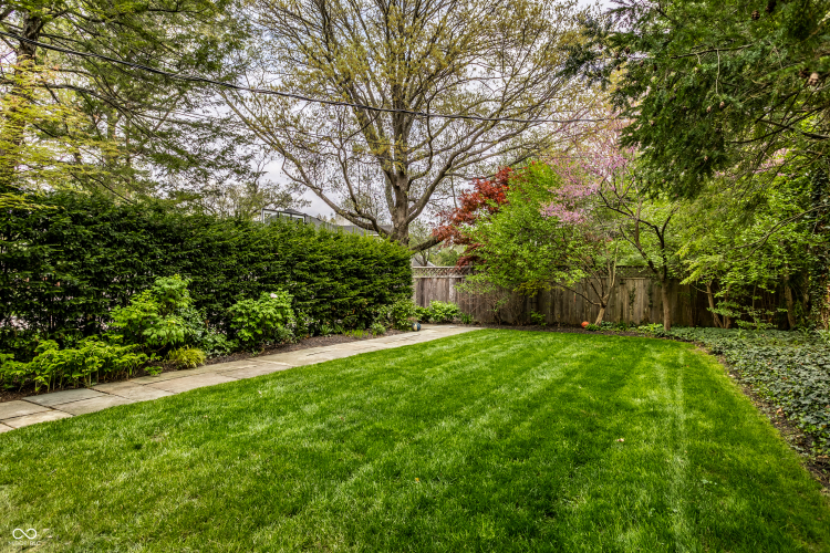 Listing Image 52