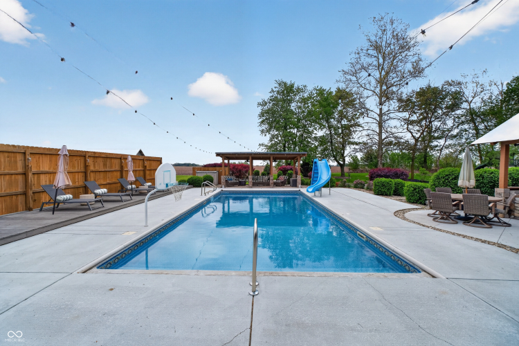 Listing Image 65