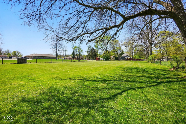 Listing Image 50