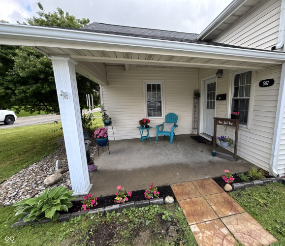 Listing Image 2