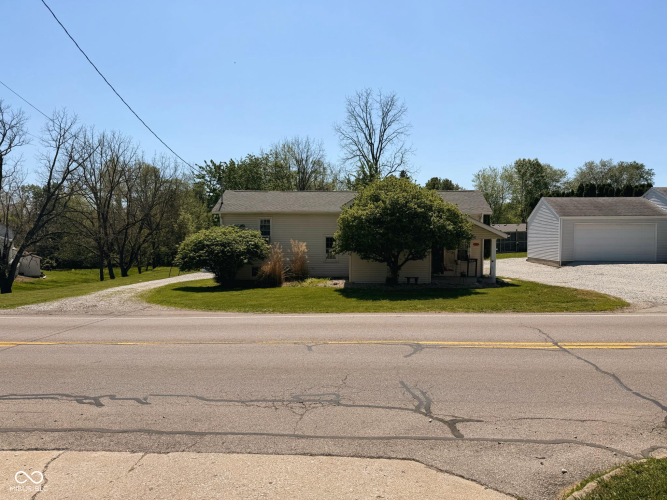 Listing Image 49