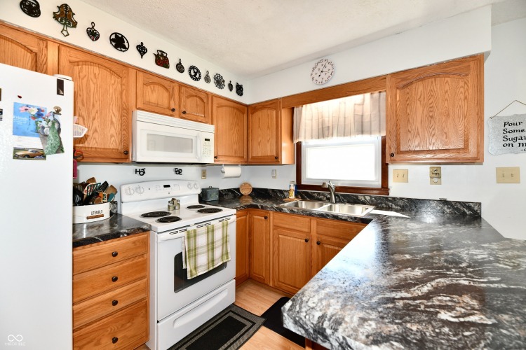 Listing Image 20