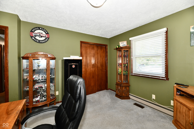 Listing Image 37