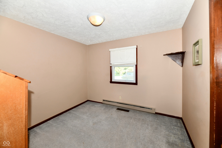 Listing Image 41