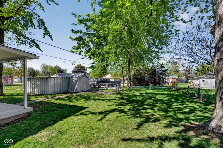 Listing Image 23