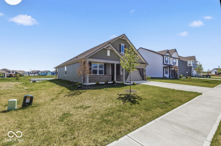 Listing Image 40