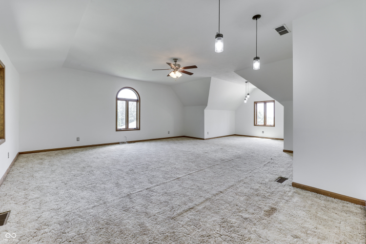 Listing Image 38