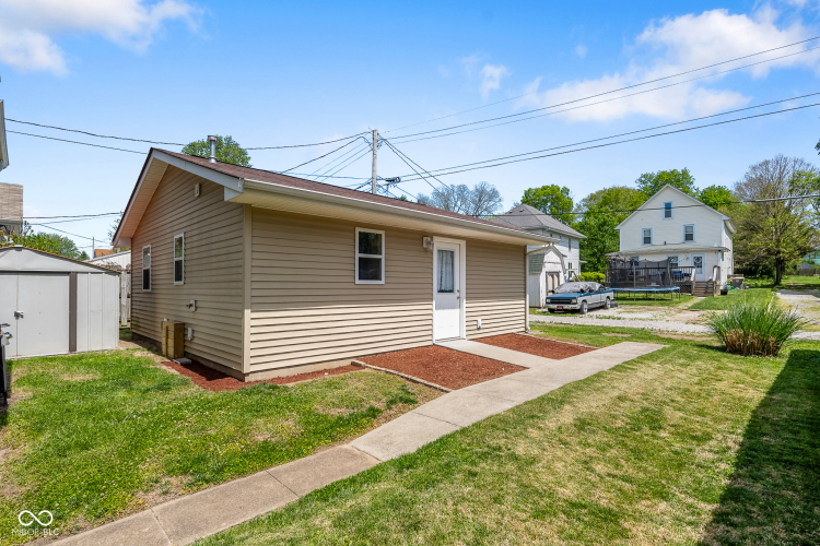 Listing Image 41