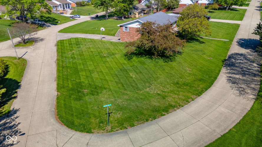 Listing Image 8