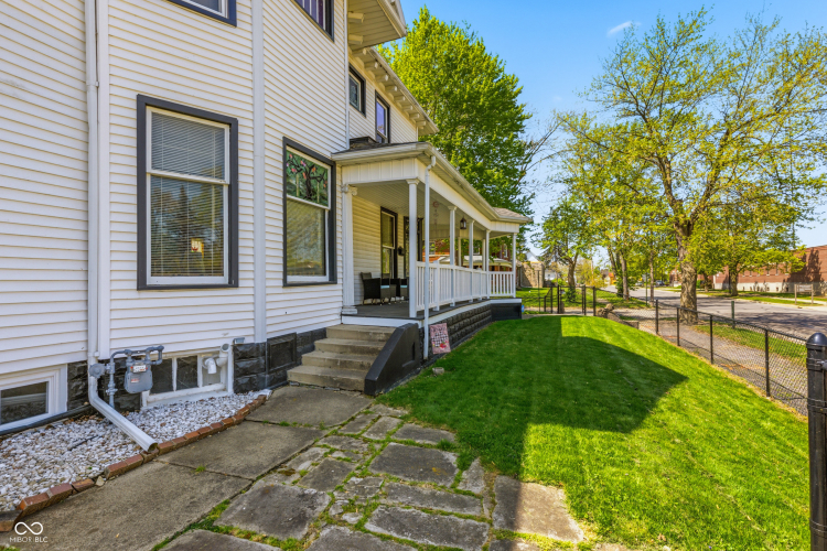 Listing Image 25