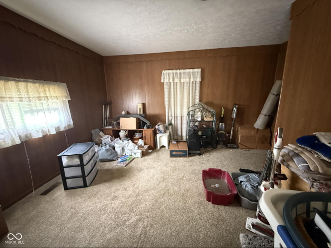 Listing Image 76