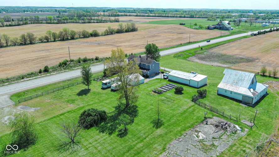 Listing Image 9