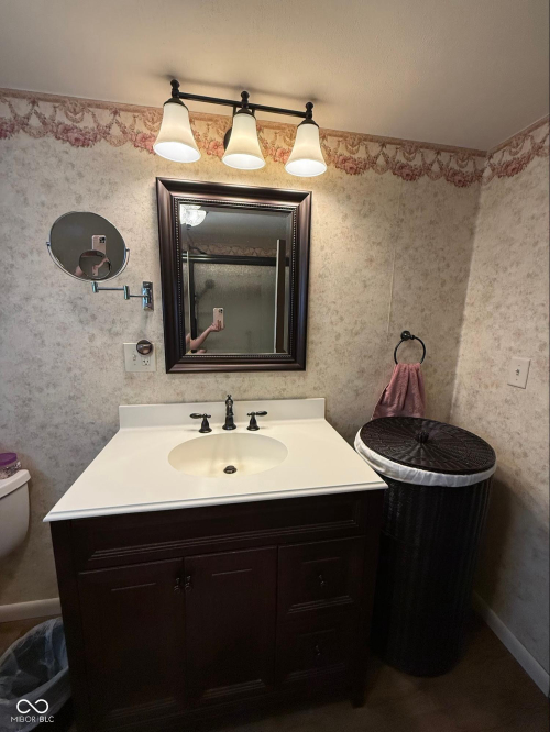 Listing Image 83