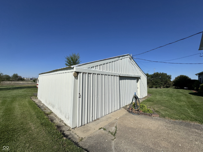 Listing Image 91
