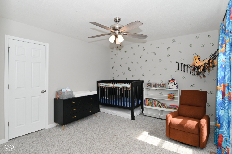 Listing Image 32
