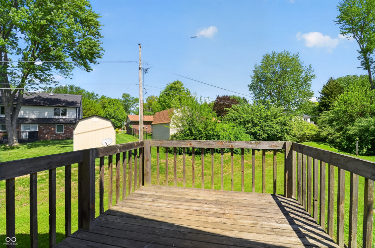 Listing Image 4